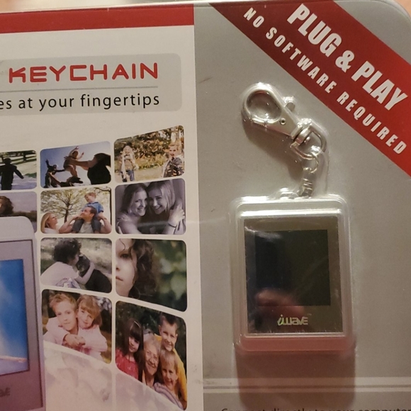 NWOT Digital Photo Keychain - Picture 2 of 4